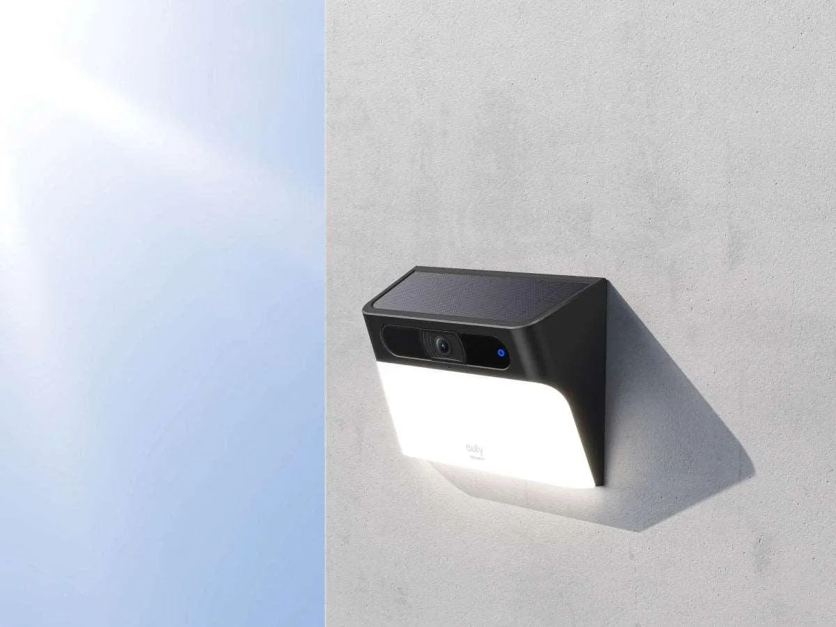 Eufy Solar Wall Light Cam S120 T81A0311