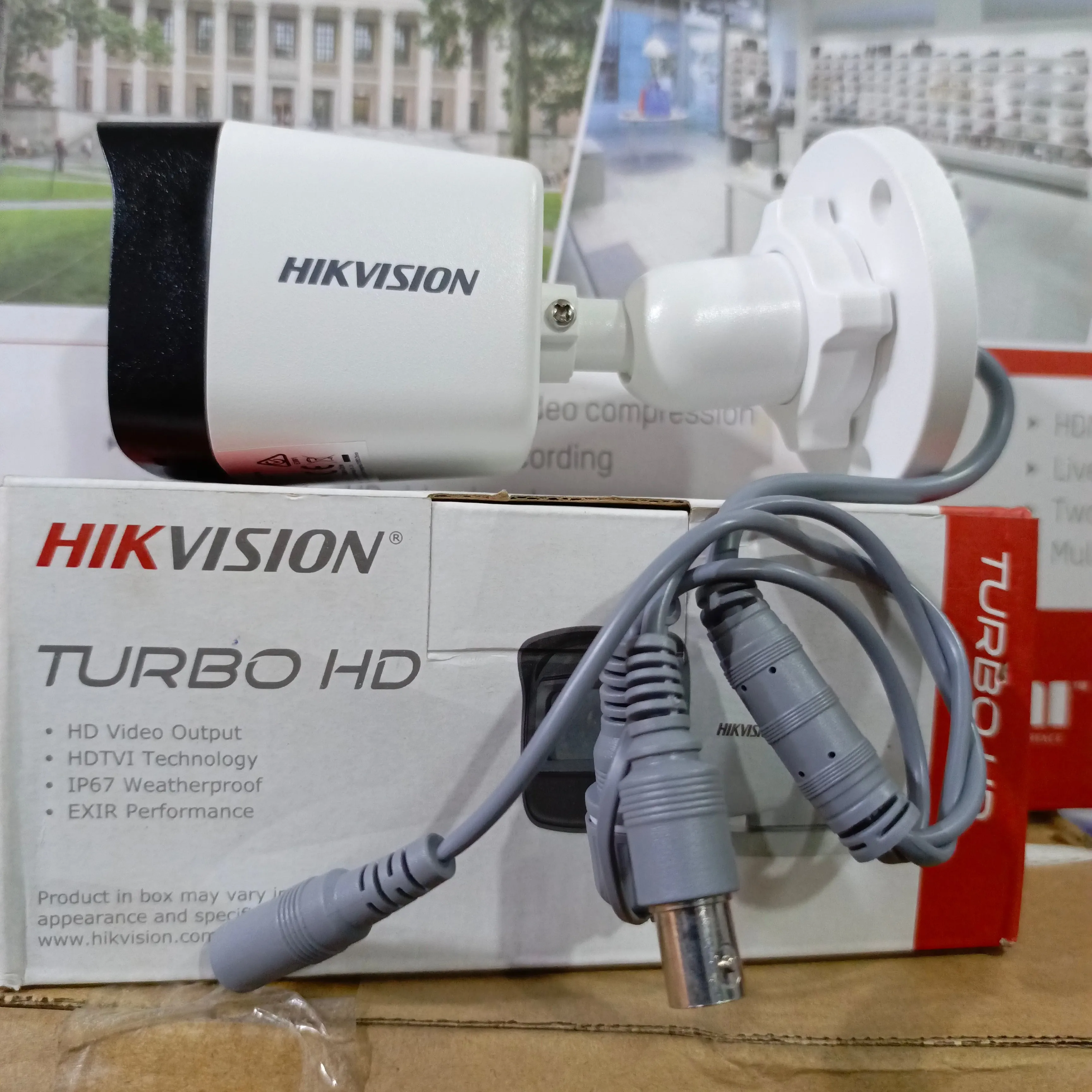 HIKVISION Turbo HD Indoor/Outdoor EXIR Bullet Camera (3.6mm 2MP Lens) - Brand New