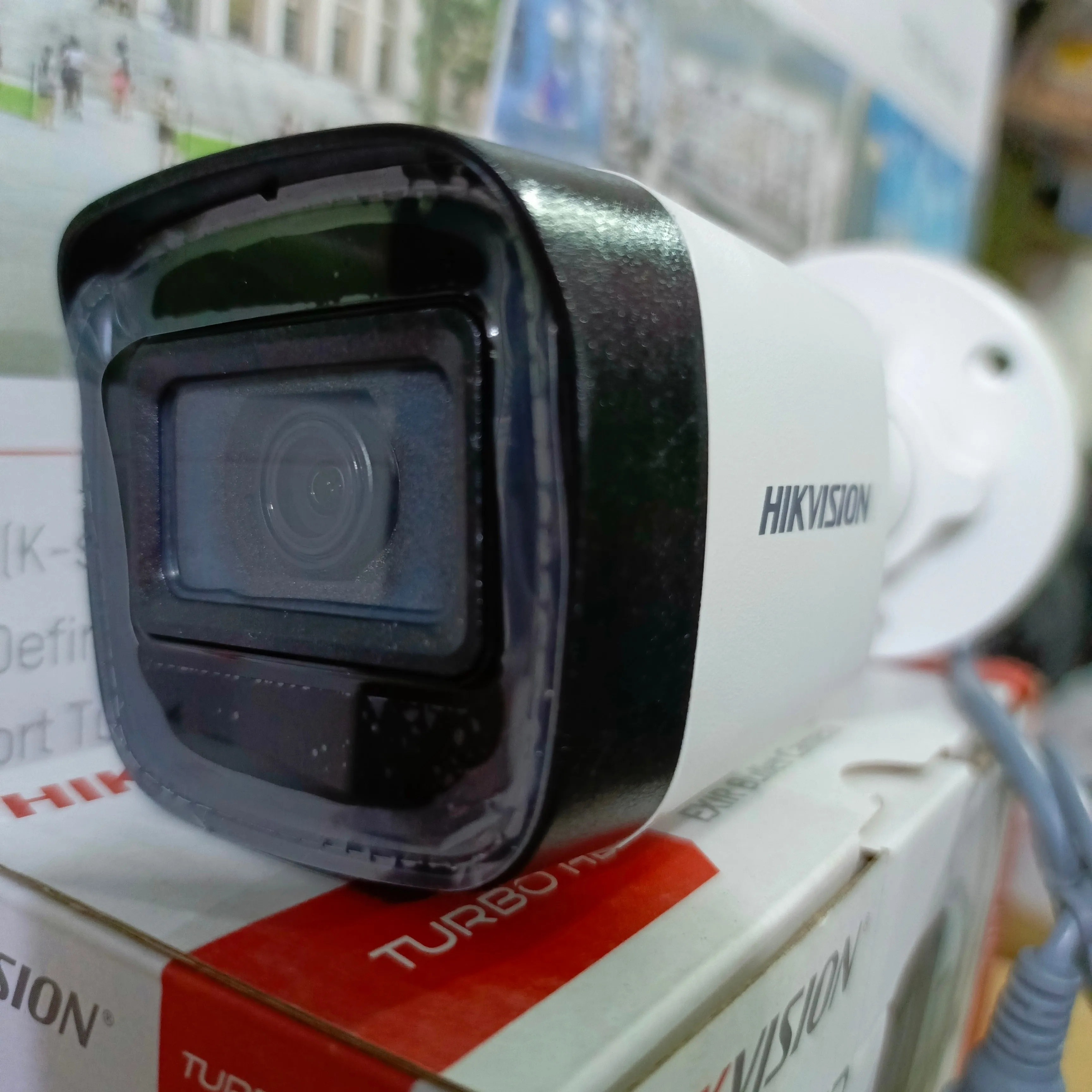 HIKVISION Turbo HD Indoor/Outdoor EXIR Bullet Camera (3.6mm 2MP Lens) - Brand New