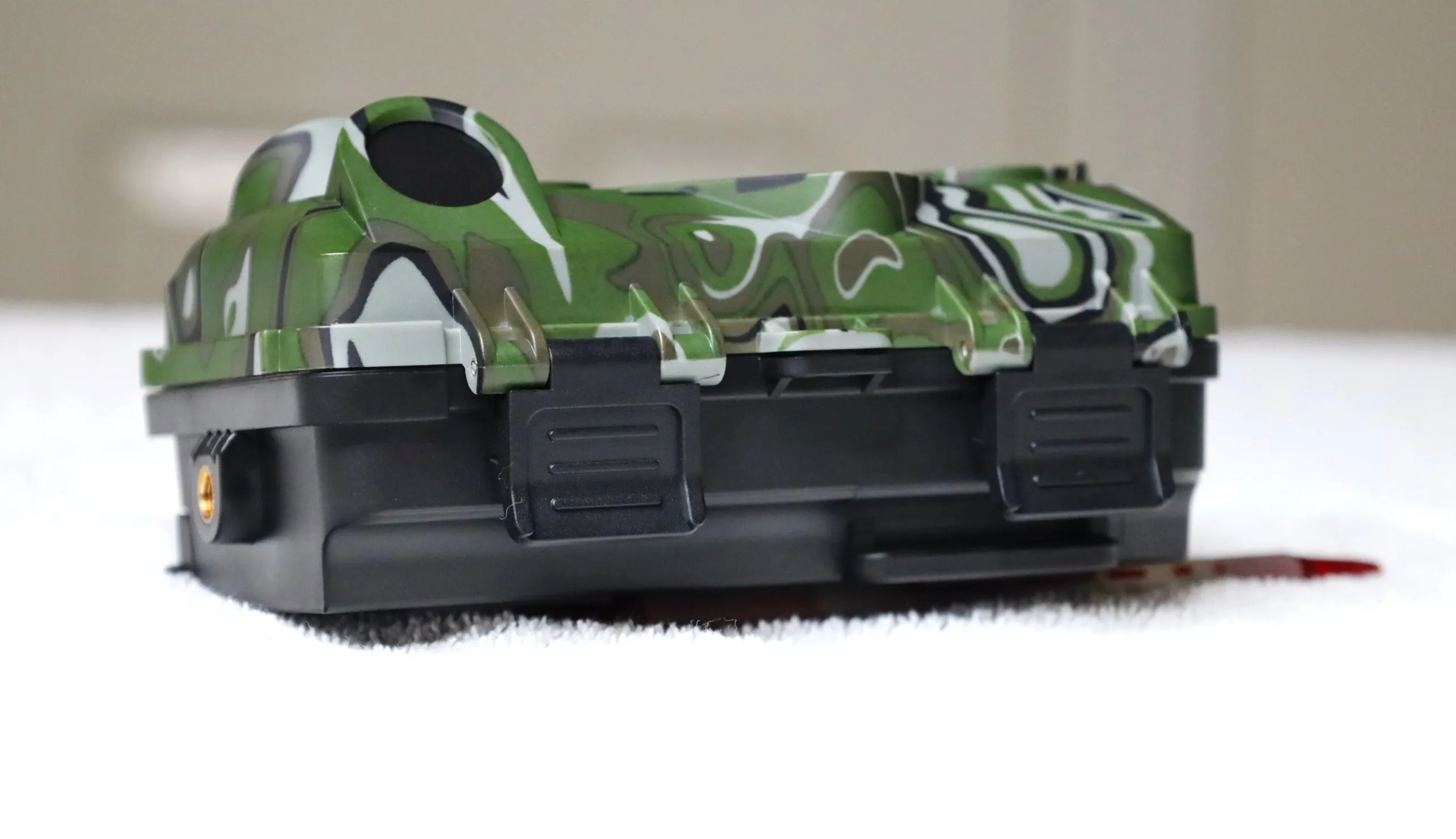 KG High-Resolution Trail Camera with Night Vision and Motion Activation