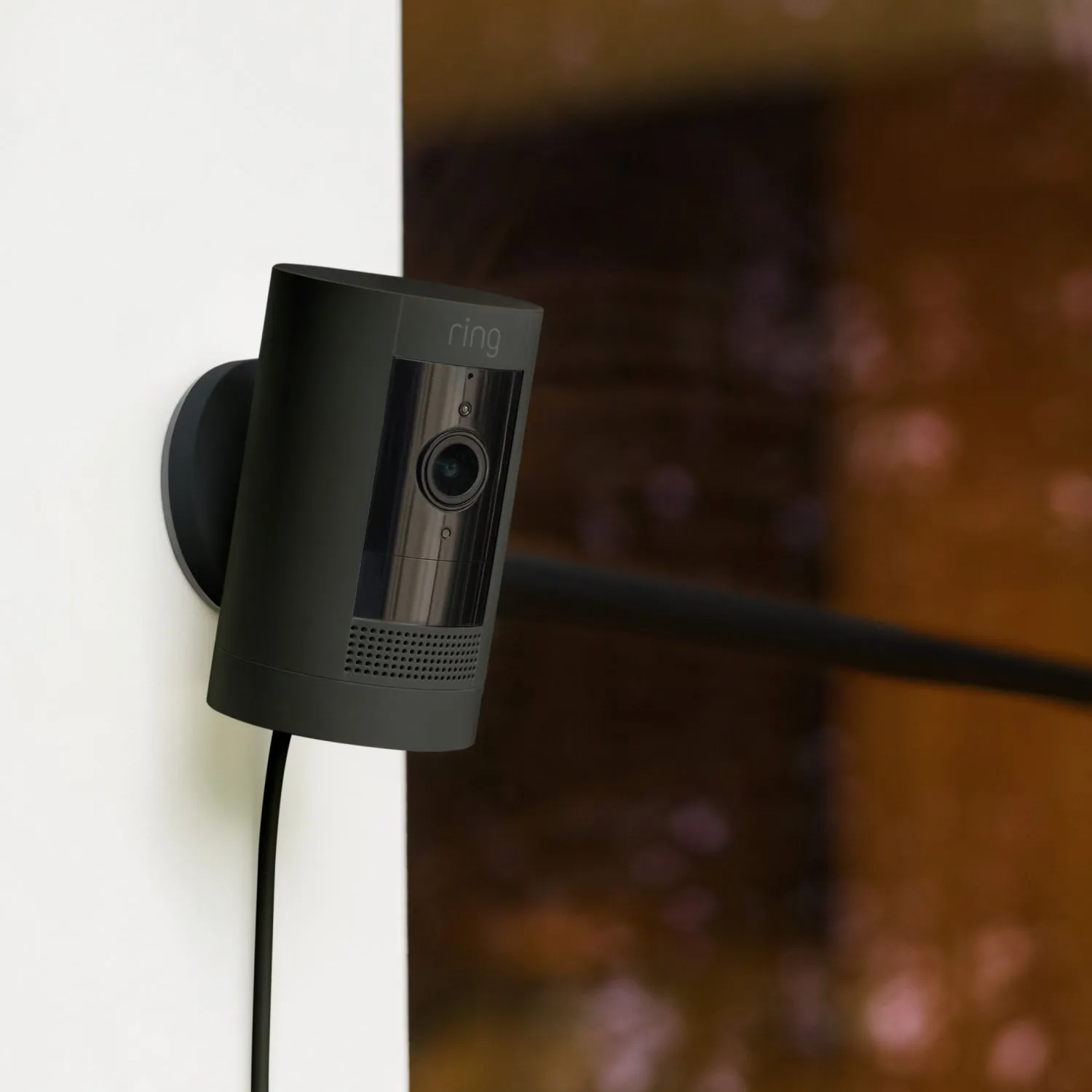 Outdoor Security Camera | Stick Up Cam Plug-In