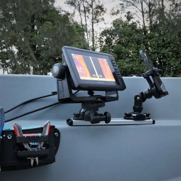 Railblaza Garmin Fish Finder Mount R-Lock