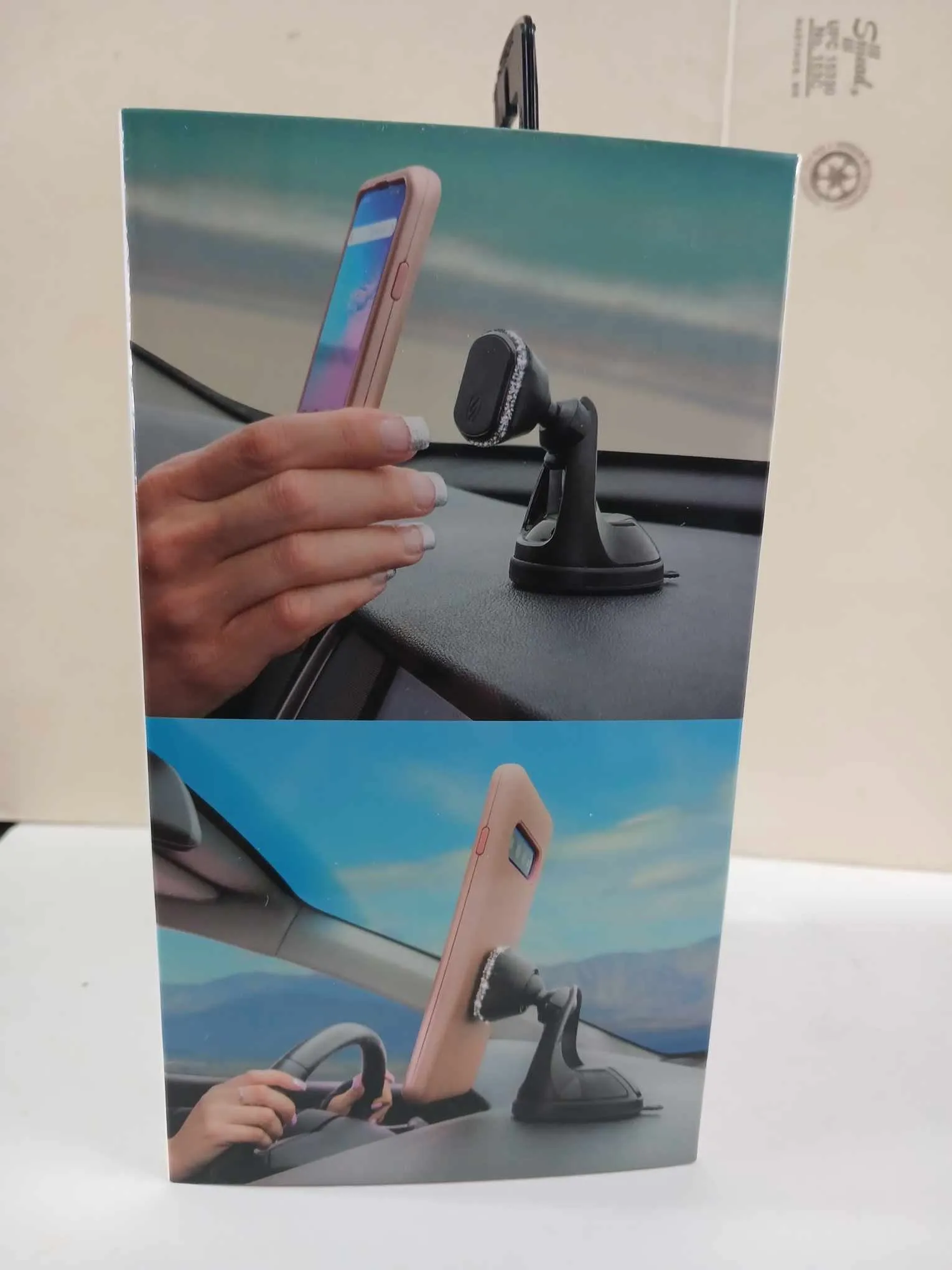 SCOSCHE - MSW5WD-XTPR1 MagicMount Swarovski Crystal Limited Edition Pro Universal Magnetic Phone/GPS Suction Cup Mount