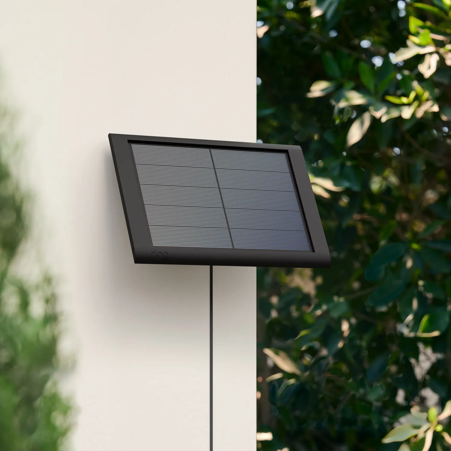 Solar Panel USB-C (Stick Up Cam, Stick Up Cam Pro, Spotlight Cam Plus, Spotlight Cam Pro, Alarm Outdoor Siren)