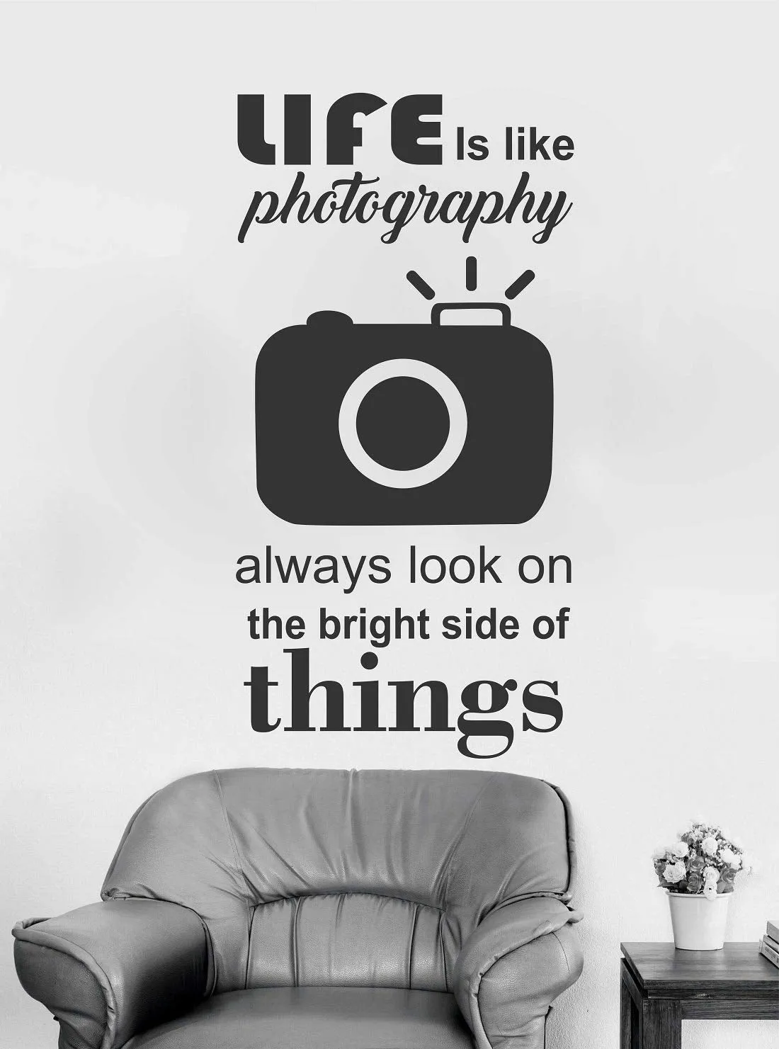 Wallstick Camera with Quotes wallstickers (Vinyl 70 cm x 30 cm)