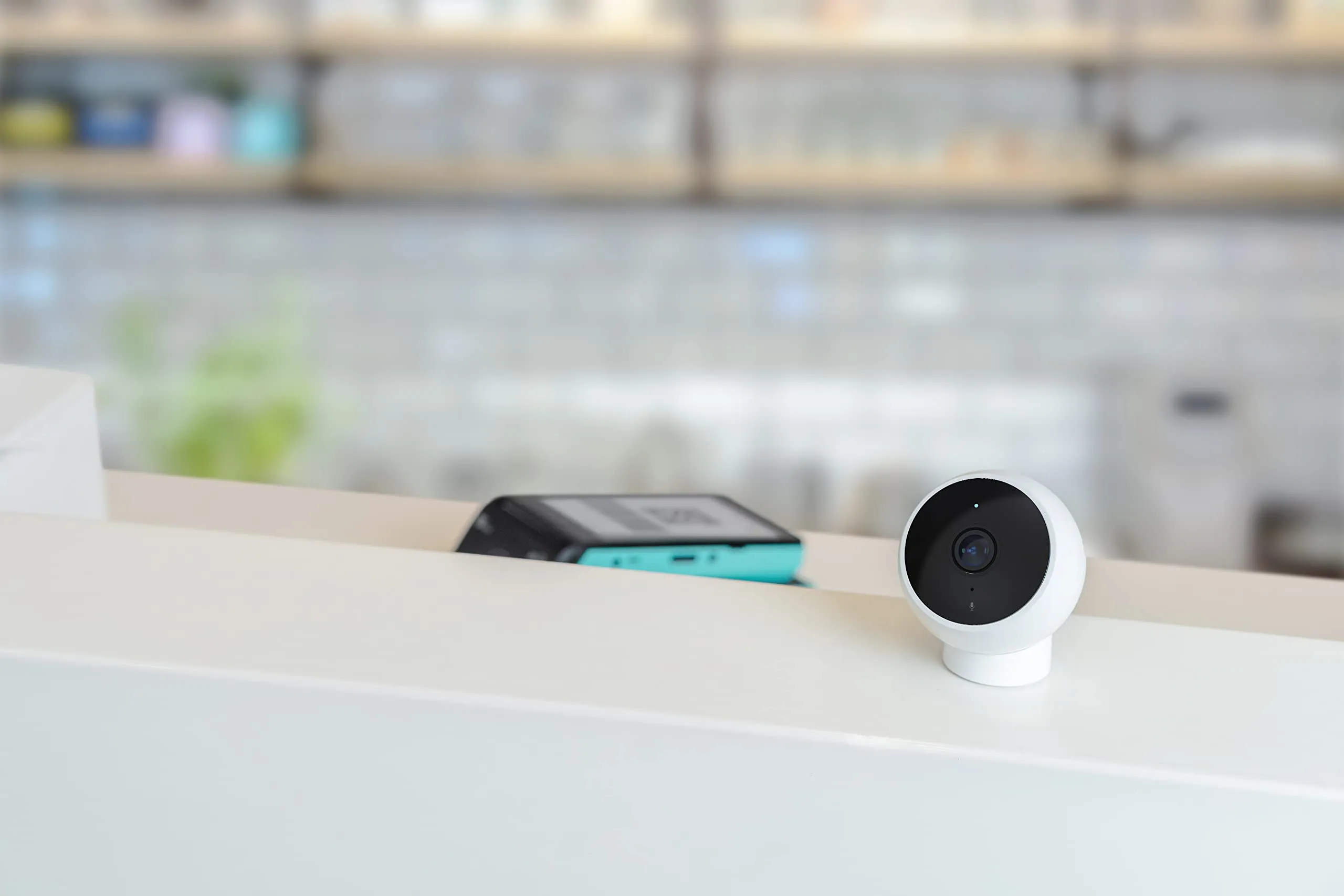 Xiaomi Mi Camera 2K Magnetic Mount, Ultra Clear 2k Image Quality, Infrared Night Vision, Two-Way Voice Calls, Motion Detection, Smart Voice Control, White